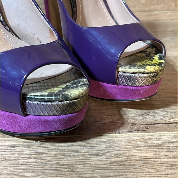 Vince Camuto‎ Graph Peep-Top Platform Purple Python Peep Toe Heels - Picture 7 of 15